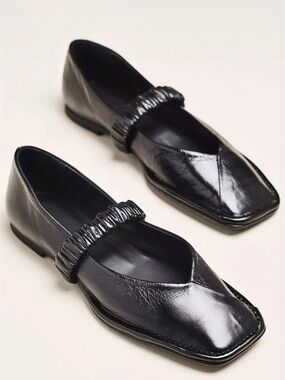 Alohas Lautan Black Leather Square-Toe Ballet Flats EU 38 (worn once)